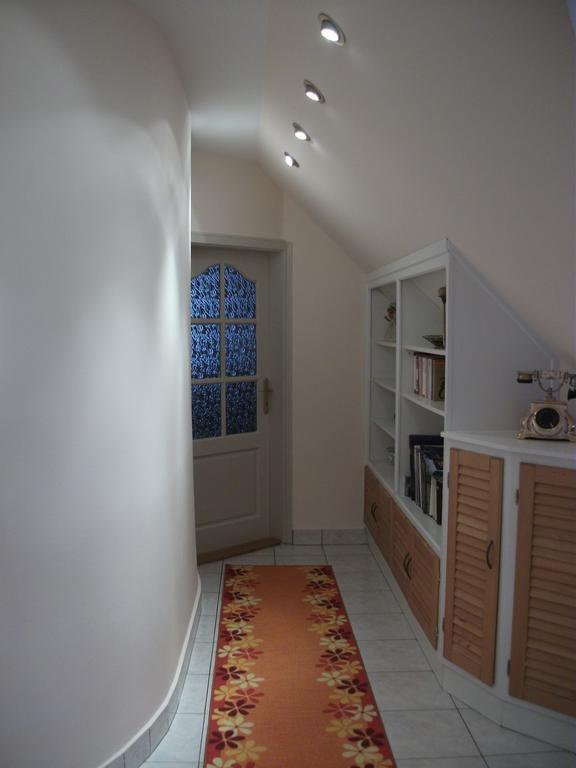 ホテル Jobor Vendeghaz Győrújbarát 部屋 写真
